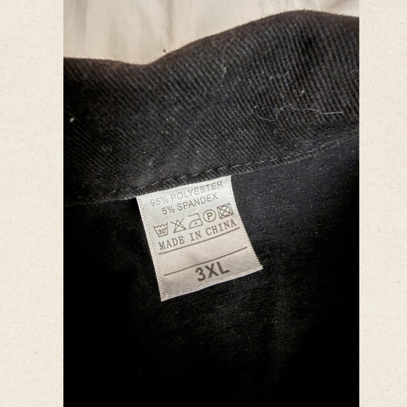 Amazon Women's Classic Black Jean Jacket - Picture 6 of 6